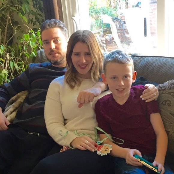 Meet your Posher, Danielle - Picture 1 of 1